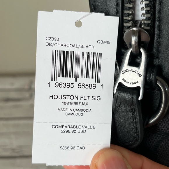 ✅Coach Houston Flight Bag In Signature - Picture 9 of 16